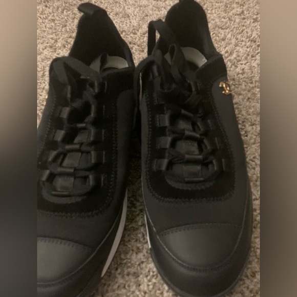 Chanel Black Sneakers (CC Cap Toe Logo) - Picture 8 of 8